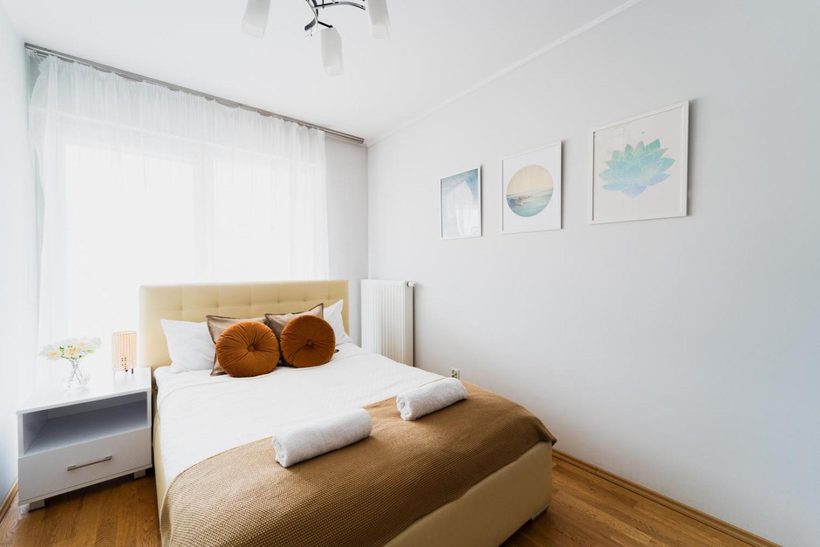 Apart City Center - 3 Rooms - Parking Place ヴロツワフ エクステリア 写真